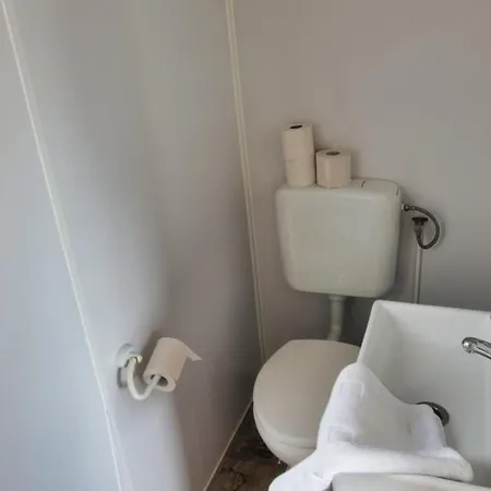 Finnenhaus 6 *